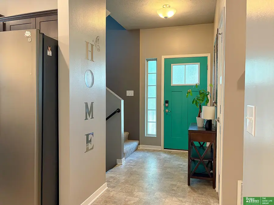 7710 N 82nd Avenue, Omaha, NE 68122 - #2