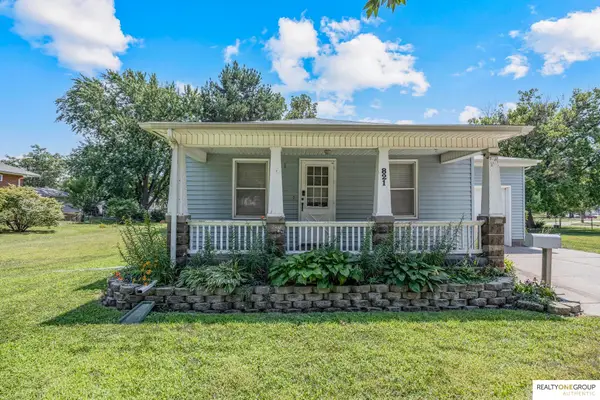 821 Rose Street, Lincoln, NE 68502
