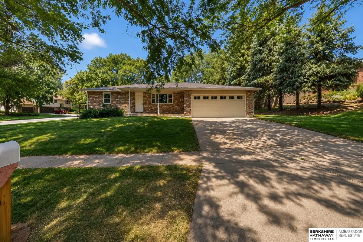 4201 Bel-ridge Drive, Lincoln, NE 68521 - #1
