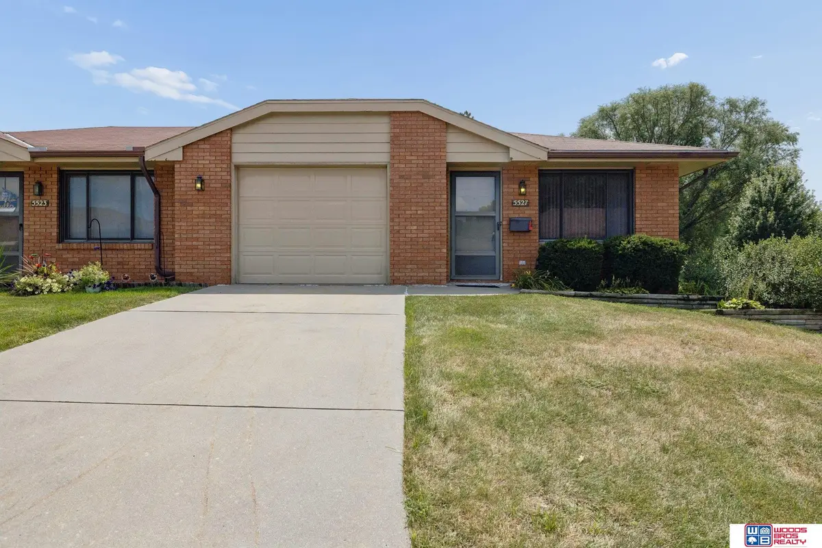 5527 Enterprise Drive, Lincoln, NE 68521 - #1
