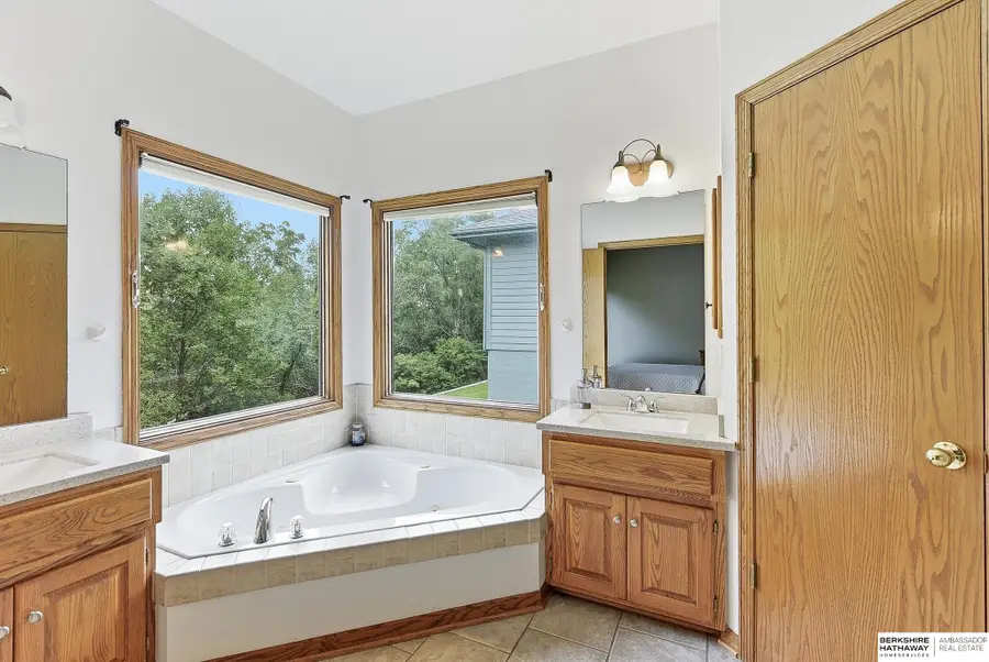 5634 N 142nd Avenue, Omaha, NE 68164 - #3
