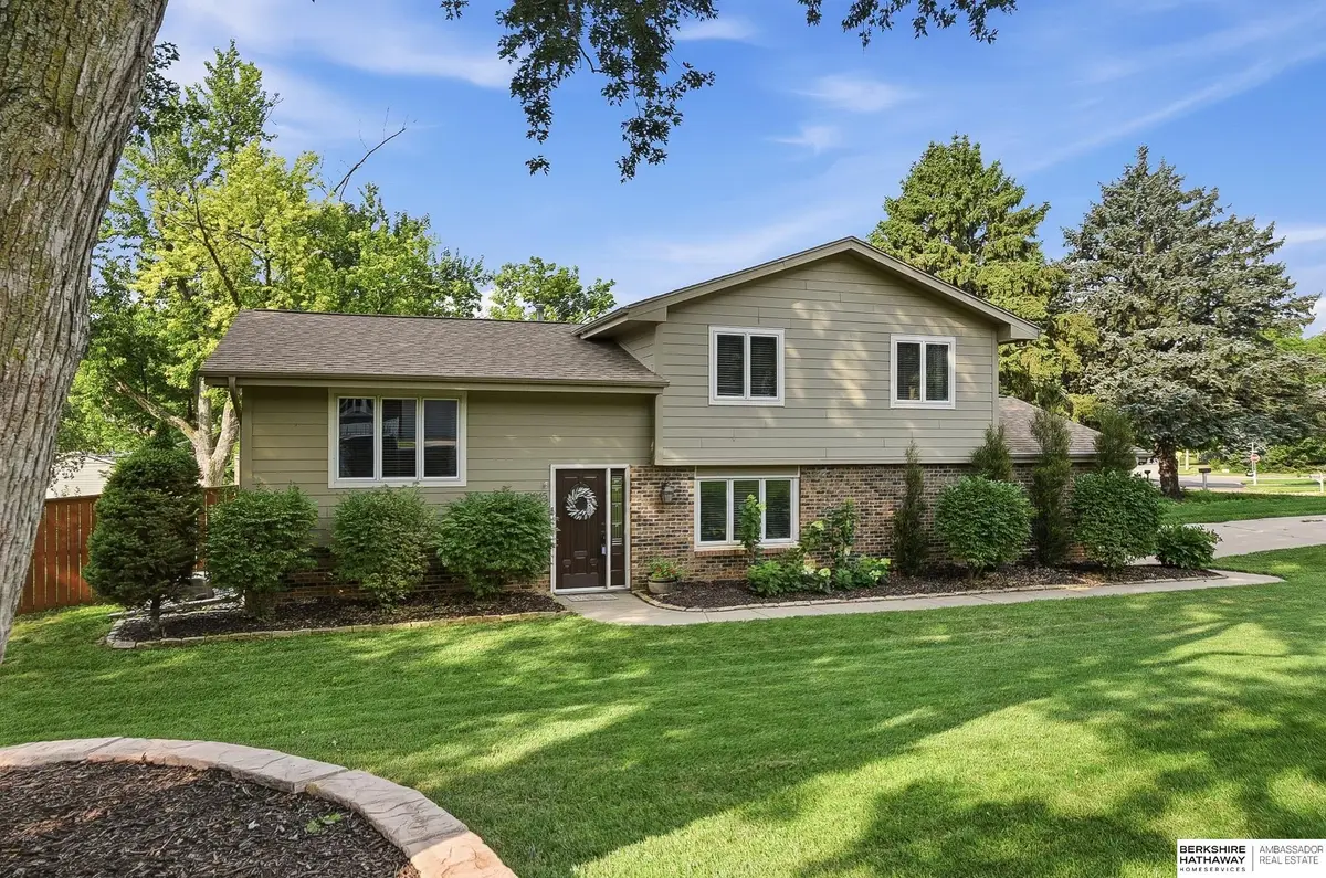 10045 Ohio Street, Omaha, NE 68134 - #1