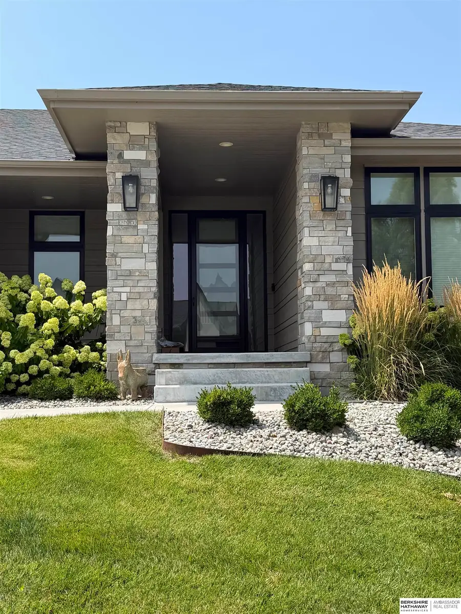 3930 S 213 Avenue, Elkhorn, NE 68022 - #2