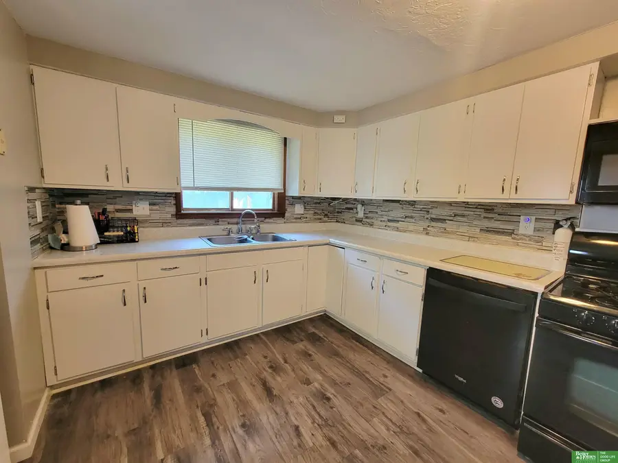 839 7th Avenue, Fairmont, NE 68354 - #3