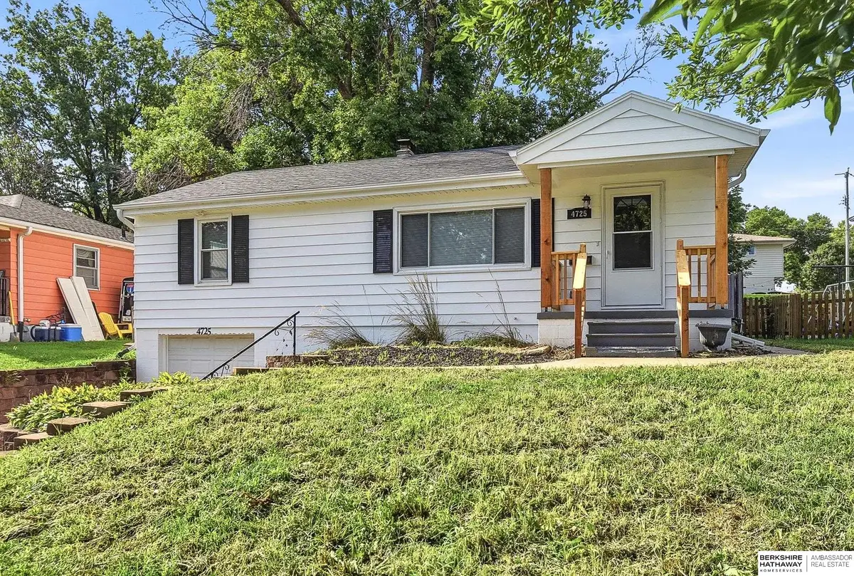 4725 B Street, Omaha, NE 68106 - #1