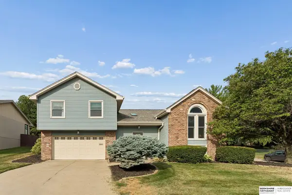 15317 Lafayette Avenue, Omaha, NE 68154