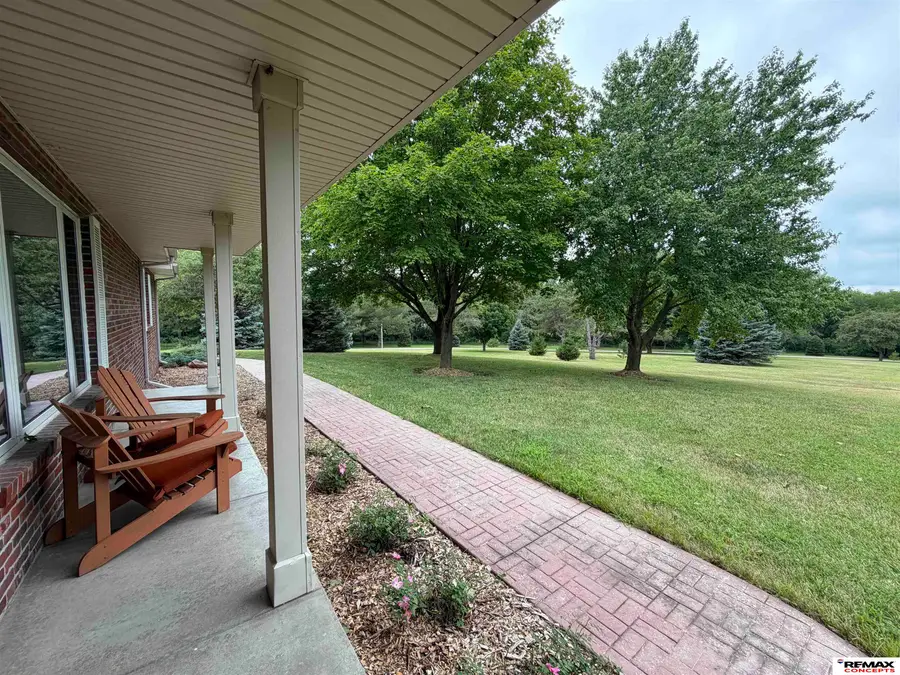900 Plum Ridge Road, Lincoln, NE 68527 - #3