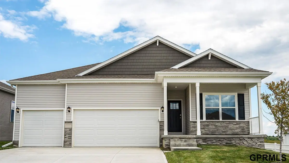 20602 Crestline Street, Gretna, NE 68028 - #1