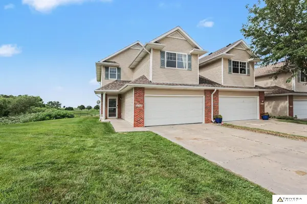 5707 NW 14th Street, Lincoln, NE 68521