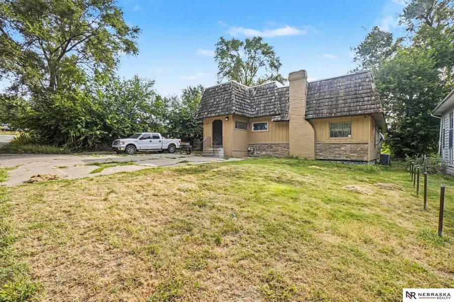 4431 N 60th Avenue, Omaha, NE 68104 - #2