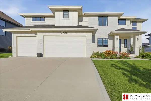 2721 N 182nd Avenue, Elkhorn, NE 68022