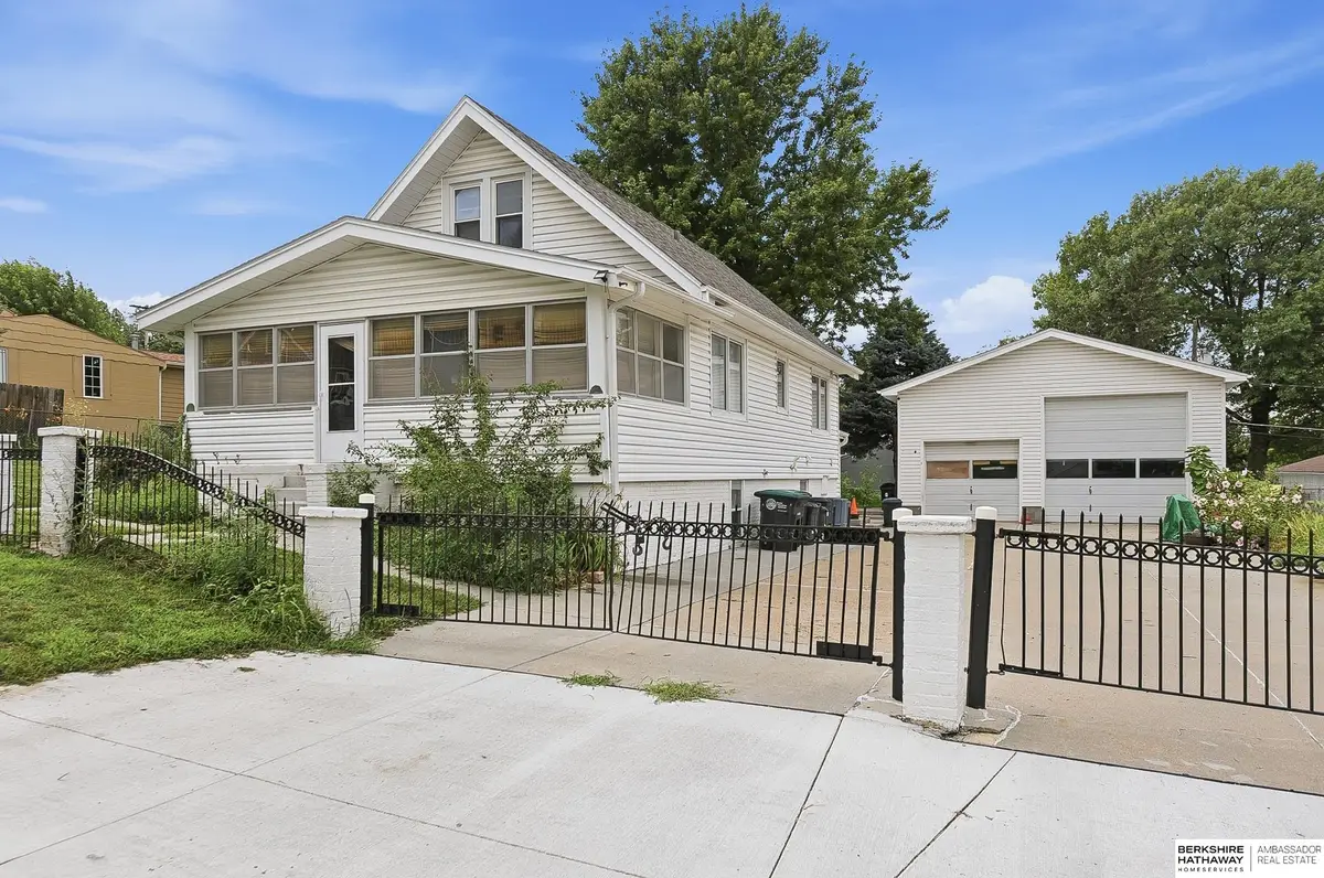 5248 S 49th Avenue, Omaha, NE 68117 - #1