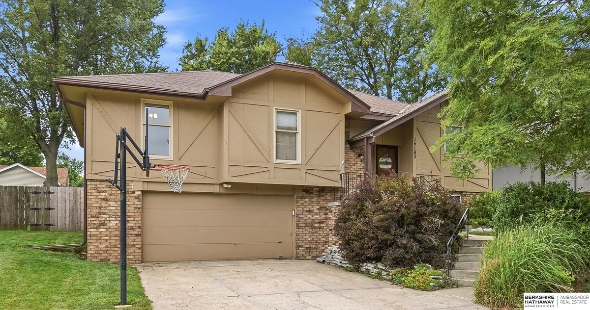 15183 T St, Omaha, NE 68137 - #1