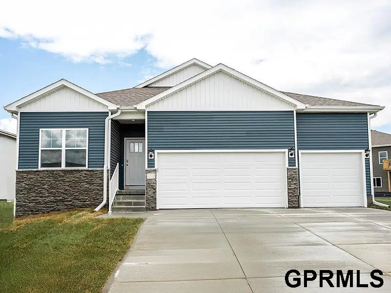 6062 N 185th Avenue, Elkhorn, NE 68022 - #1