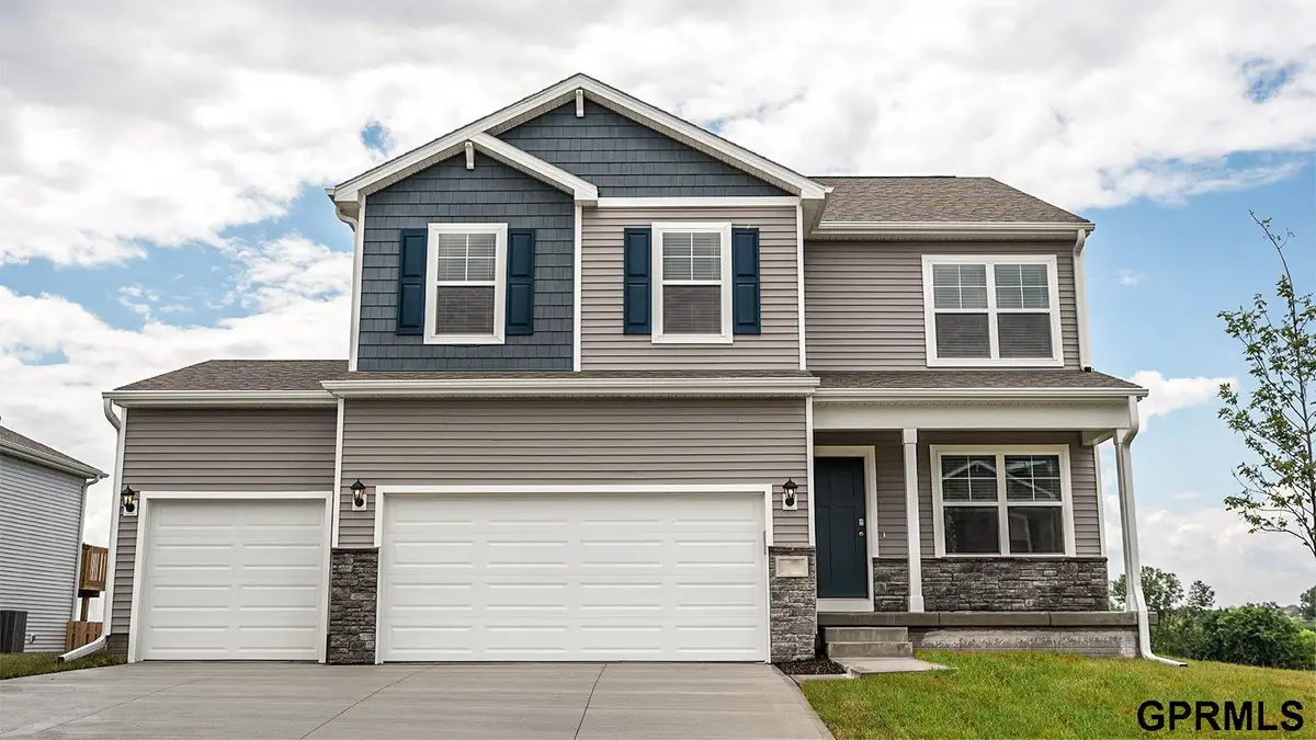 6066 N 185 Street, Elkhorn, NE 68022 - #1