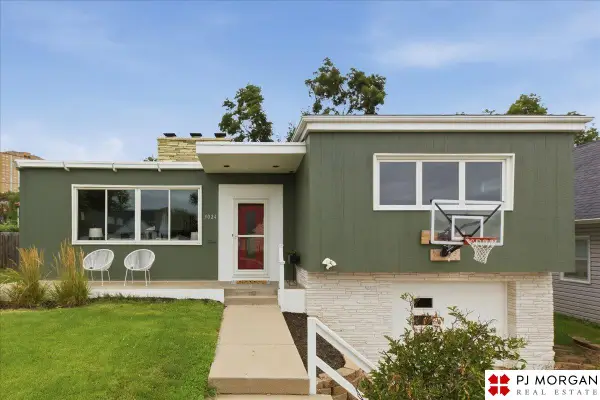 5024 Pierce Street, Omaha, NE 68106