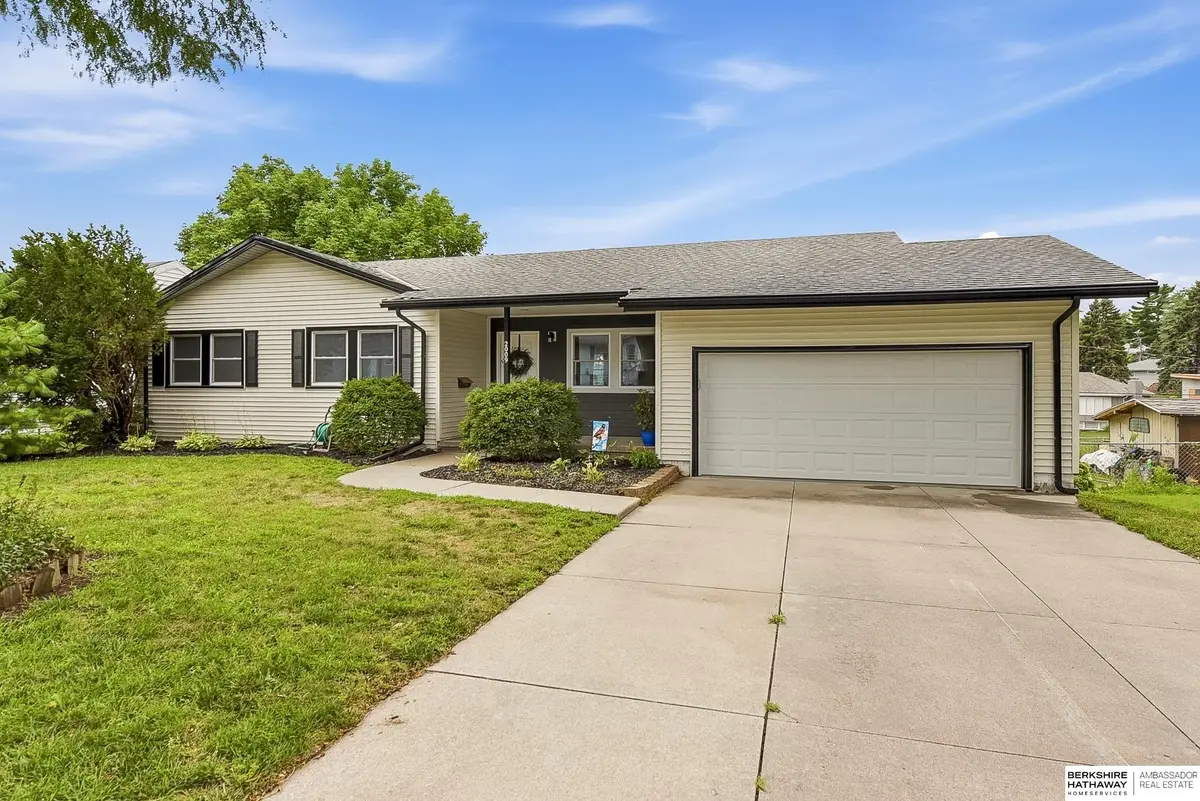 2009 Lloyd Street, Bellevue, NE 68005 - #1