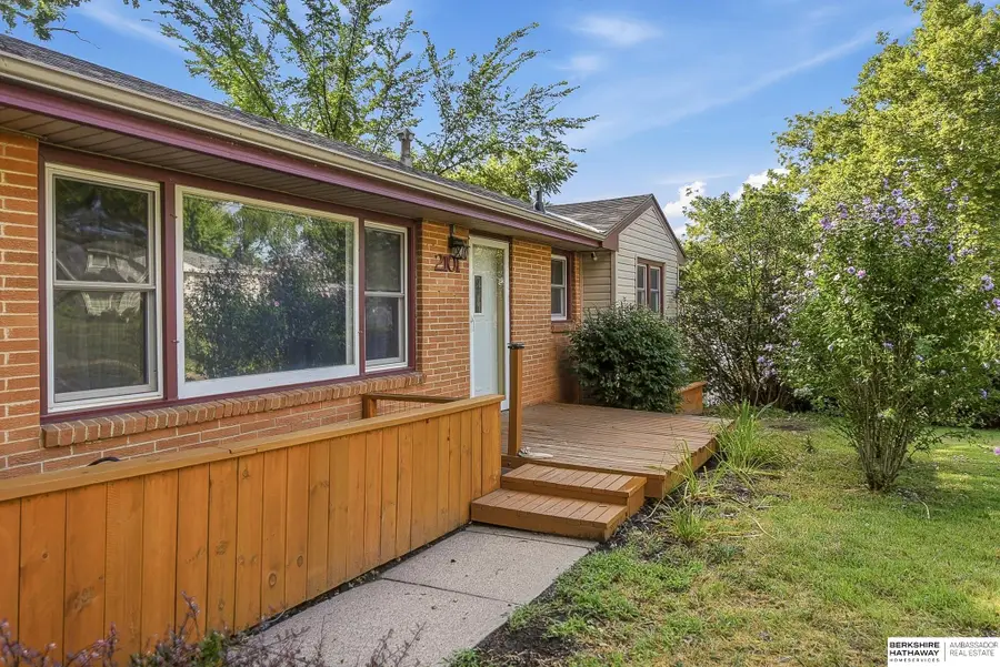 2101 Van Buren Street, Bellevue, NE 68005 - #2