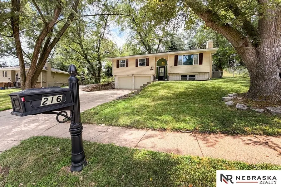 216 Douglas Drive, Bellevue, NE 68005 - #2