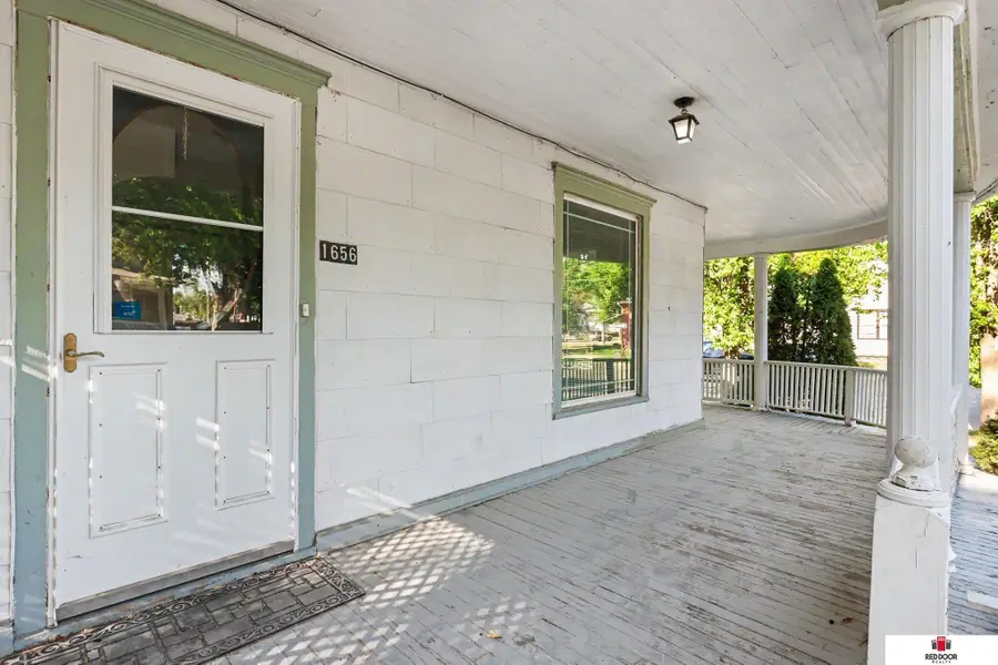1656 Harwood Street, Lincoln, NE 68502 - #3