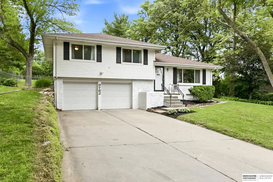 9762 Grover Street, Omaha, NE 68124 - #2