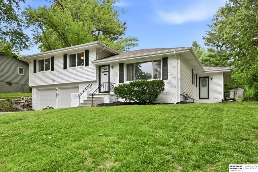 9762 Grover Street, Omaha, NE 68124 - #3