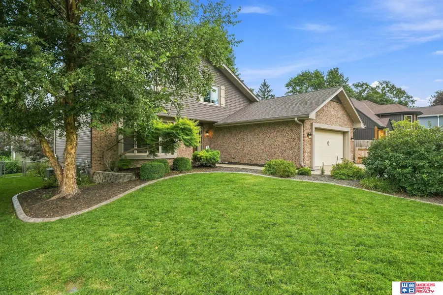 6408 Tanglewood, Lincoln, NE 68516 - #2
