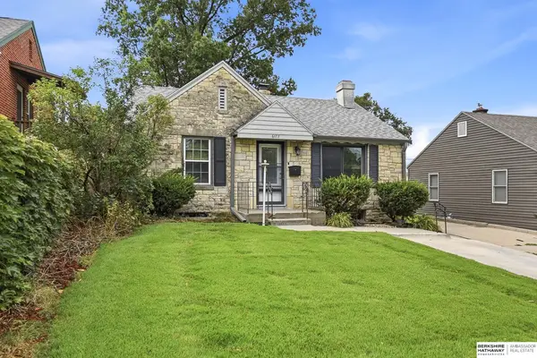 6177 Hickory Street, Omaha, NE 68106