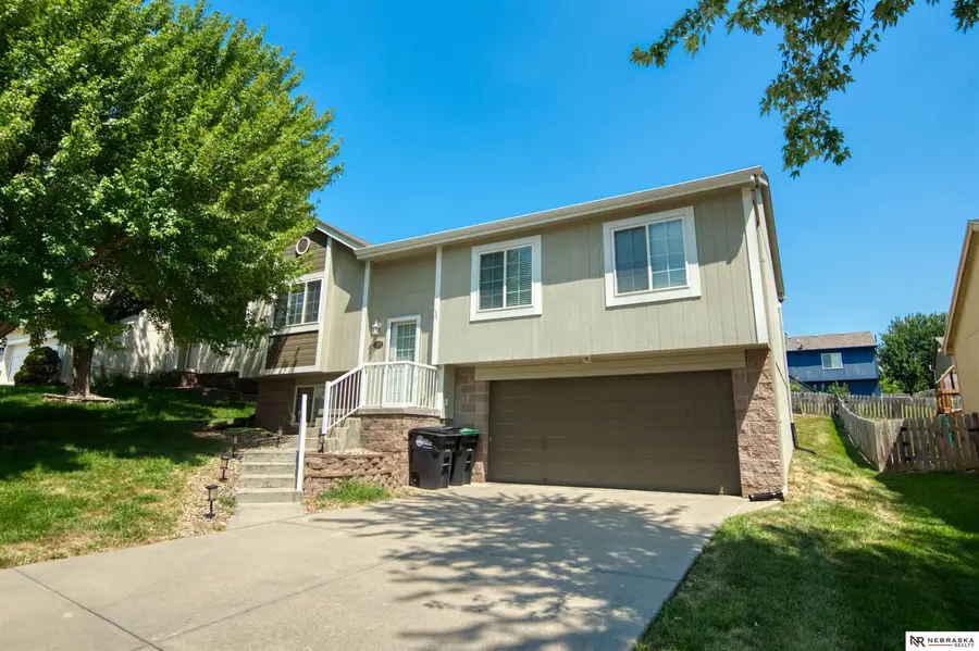 8903 N 76th Street, Omaha, NE 68122 - #2