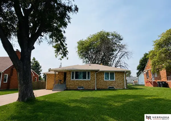 4139 M Street, Omaha, NE 68049