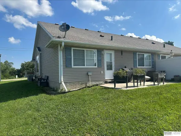9037 Leighton Avenue, Lincoln, NE 68507