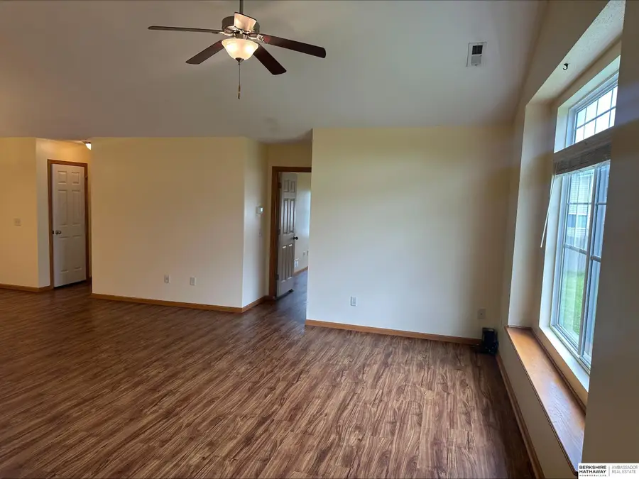 9037 Leighton Avenue, Lincoln, NE 68507 - #2