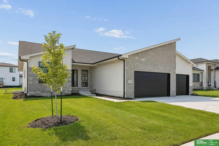 12359 Lake Vista Drive, Papillion, NE 68046 - #2