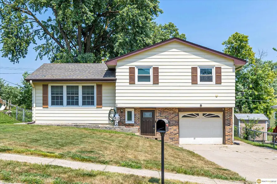 7718 Vernon Avenue, Omaha, NE 68134 - #2