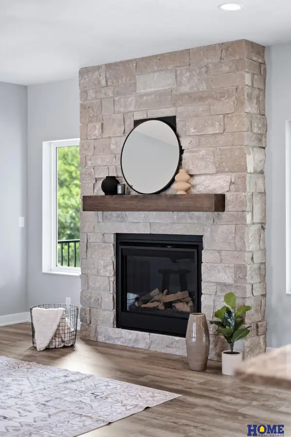 8121 Kallum Drive, Lincoln, NE 68516