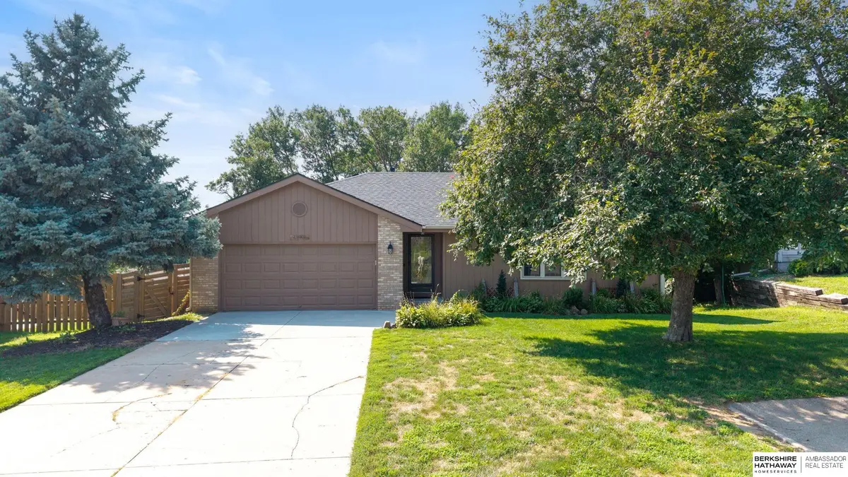 1880 N 153rd Plaza, Omaha, NE 68154 - #1