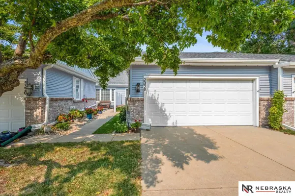 5330 Thies Cove Drive, Lincoln, NE 68516