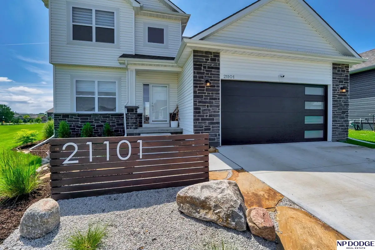 21101 Butler Avenue, Elkhorn, NE 68022 - #1