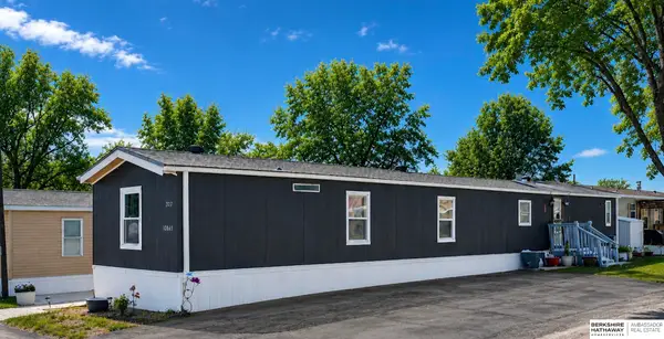12845 Manderson Plaza #Lot 217, Omaha, NE 68164