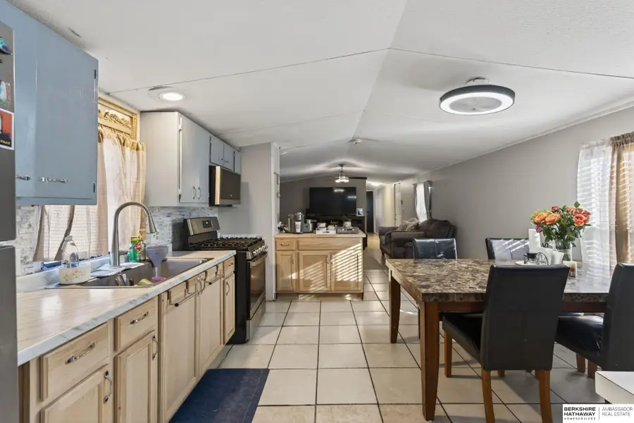 12845 Manderson Plaza #Lot 217, Omaha, NE 68164 - #2