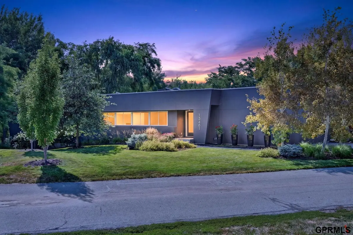 13481 Ogden Plaza Circle, Omaha, NE 68164 - #1