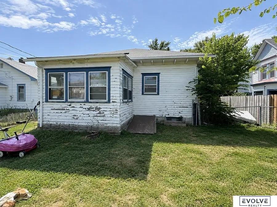 716 N 10th Street, Beatrice, NE 68310 - #3