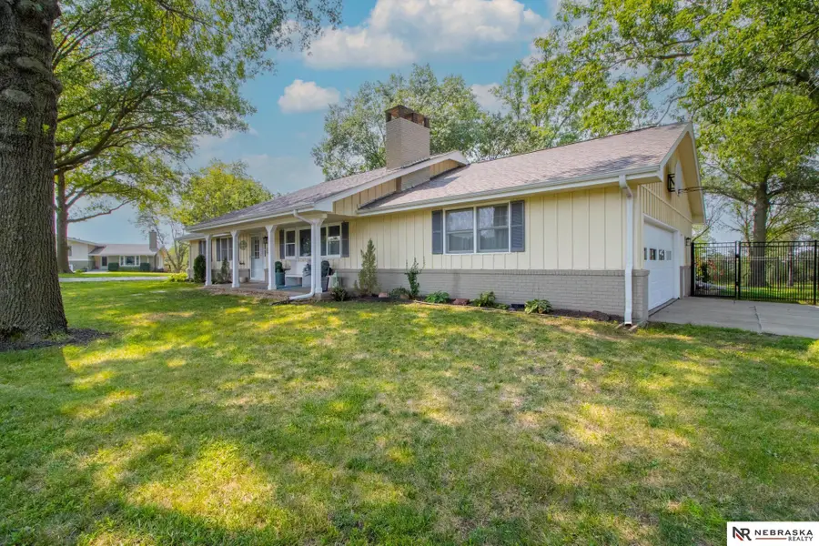 6101 Frontier Road, Lincoln, NE 68516 - #2