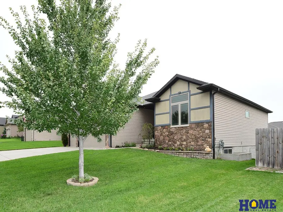 1314 N 95th Street, Lincoln, NE 68505 - #2