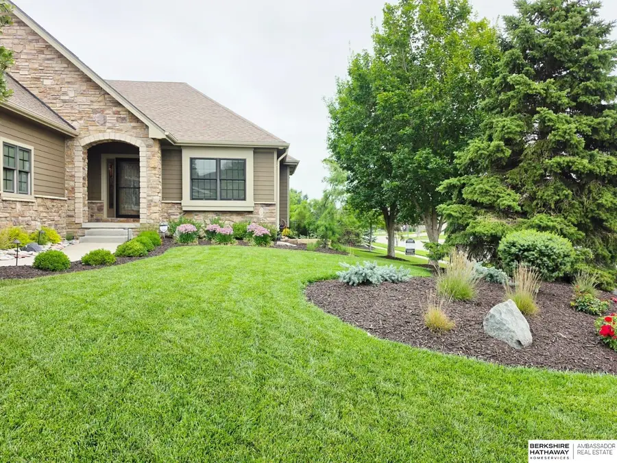9640 Keystone Drive, Lincoln, NE 68516 - #2