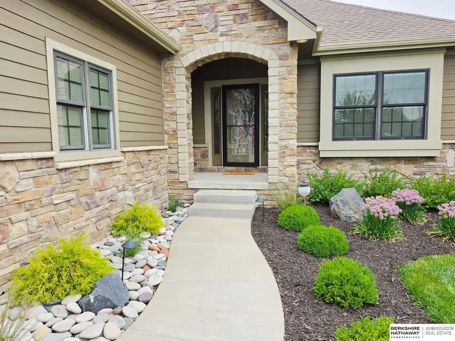 9640 Keystone Drive, Lincoln, NE 68516 - #3
