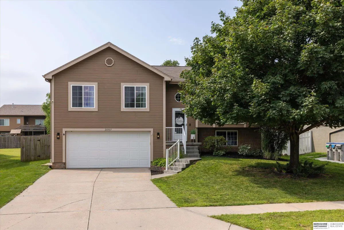 20907 Birch Street, Gretna, NE 68028 - #1
