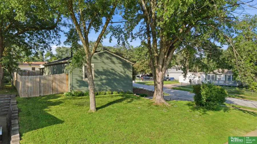 7416 Frederick Avenue, La Vista, NE 68128 - #3