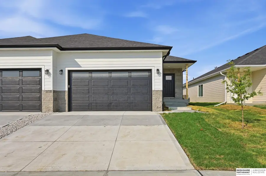 11755 S 125th Street, Papillion, NE 68046 - #2