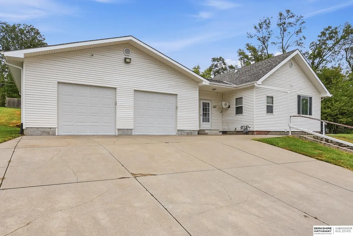 5855 S 50th Avenue, Omaha, NE 68117 - #1